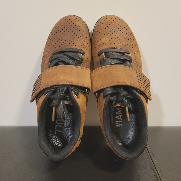 Nobull: Women's Weightlifting Shoes - Picture 6 of 16